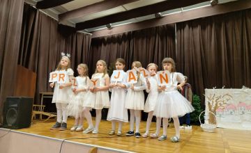Przedstawienie teatralne klasy 1b
