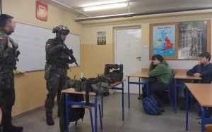 Podstawy szkolenia strzeleckiego (9)