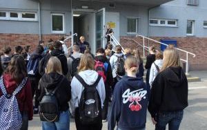 Bezpieczeństwo na drodze i w sieci  (2)