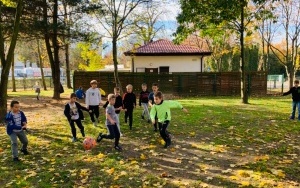 Zabawy na świeżym powietrzu (1)