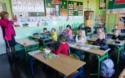 Spotkanie z pielęgniarką klasa 1A (2)