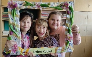 Dzień Kobiet w klasie 2C (3)